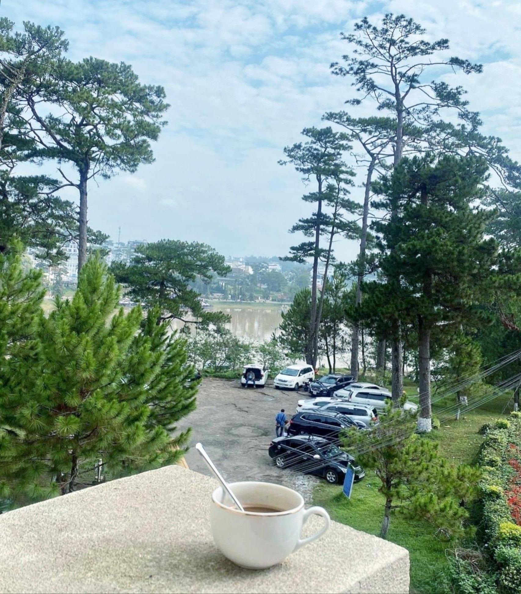 Hoa Dat Da Lat Hotel Екстер'єр фото
